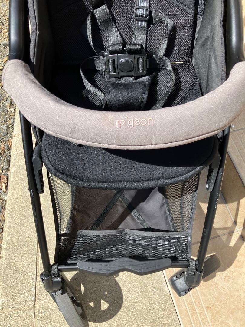 Pigeonピジョン ベビーカー b型 ビングル BB3 グレージュ