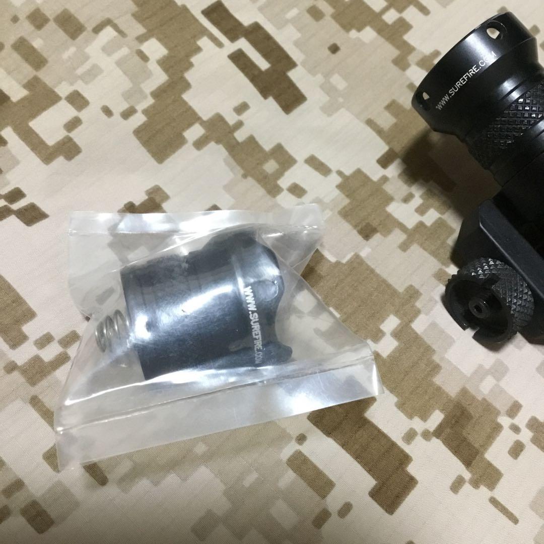 レア実物 surefire M600 旧ロゴ LED クリックスイッチオマケ付き