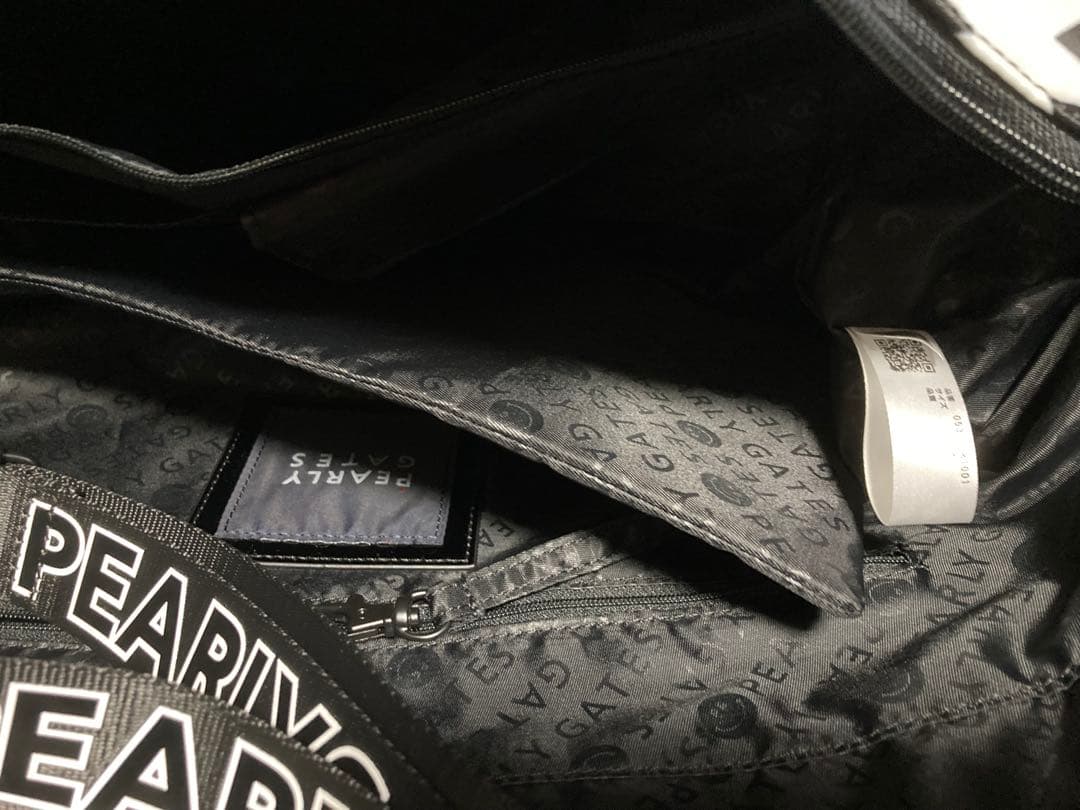 パーリーゲイツ　ロッカーバッグ　2025年　ギザ星柄シリーズ　ブラック　美品