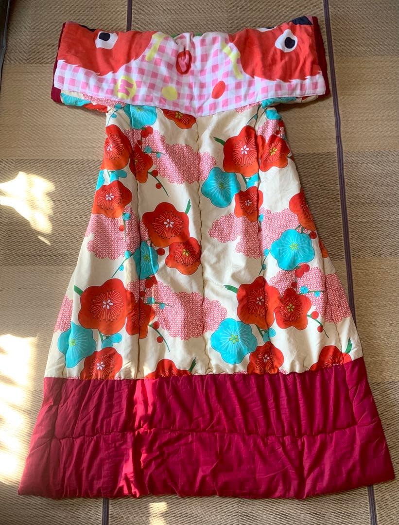 【昭和レトロ】 かいまき布団 掻巻 花柄 鮮やか 和模様 赤 梅 京都 日本製①