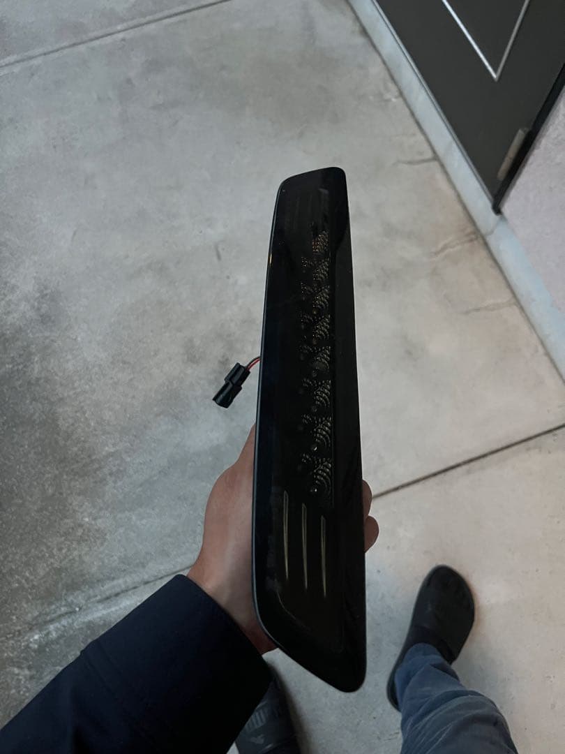 ヴァレンティ　LEDハイマウントストップランプ HTNV350-SB-1