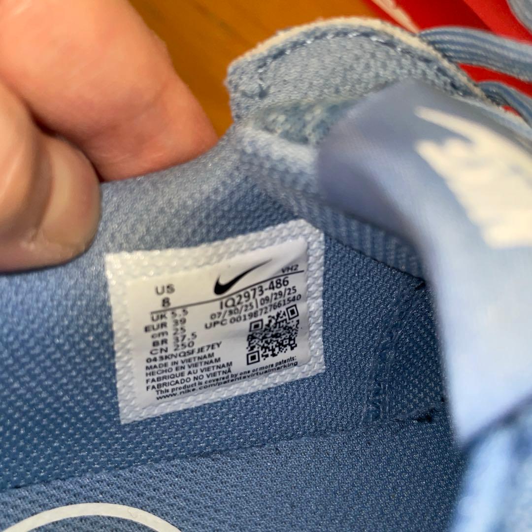 秋りんご　ナイキ　スニーカー　デニム