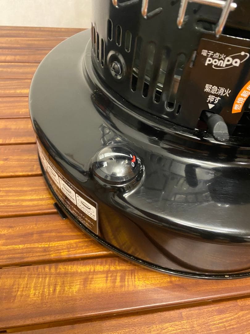 【美品】TOYOTOMI 石油ストーブ KS-67H（黒）