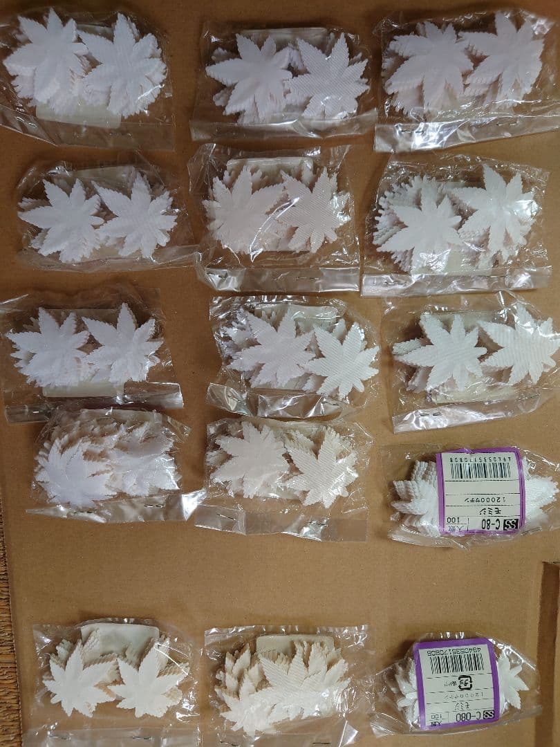 アートフラワー紅葉　100枚×27セットまとめ売り