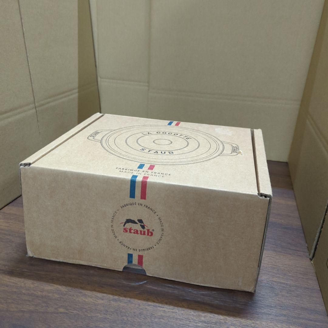 staub ストウブ ピコ ココット ラウンド チェリー 22cm 鍋 IH対応