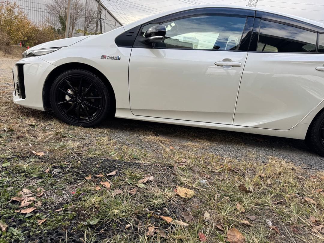 215/45/17 スタッドレスホイールの4本セットです