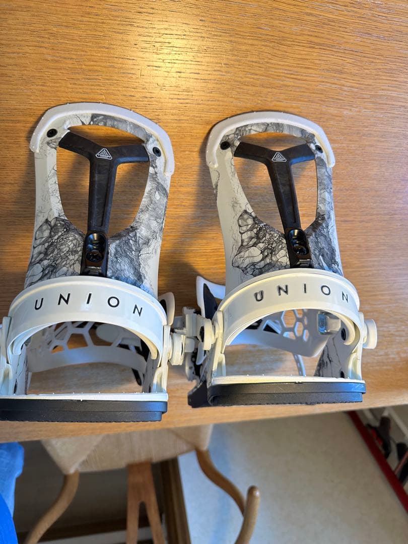19-20モデル UNION FALCOR サイズM ビンディング