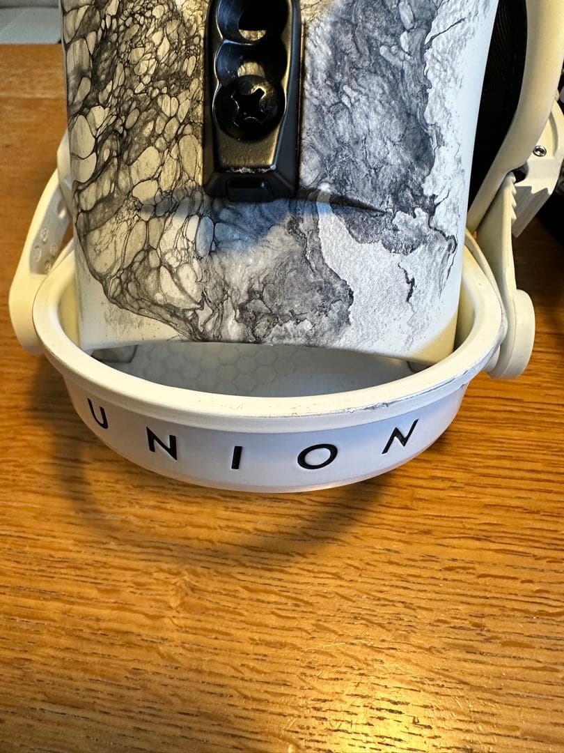 19-20モデル UNION FALCOR サイズM ビンディング