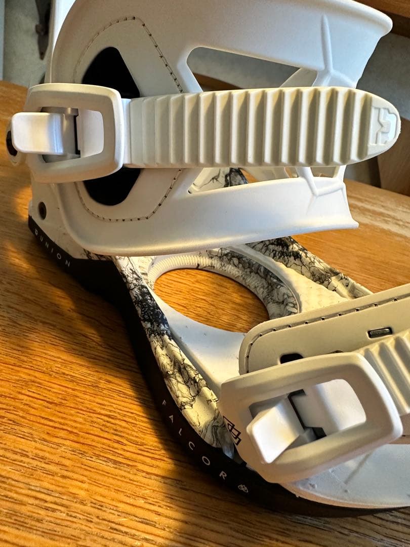 19-20モデル UNION FALCOR サイズM ビンディング