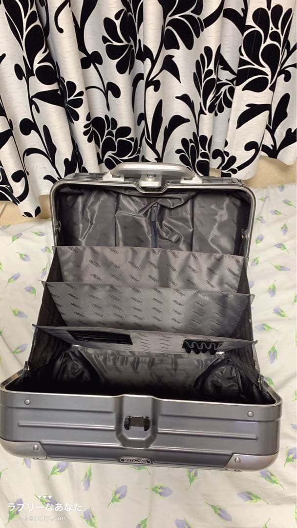 RIMOWA LIMBO ビジネスキャリーケース 27L 4輪