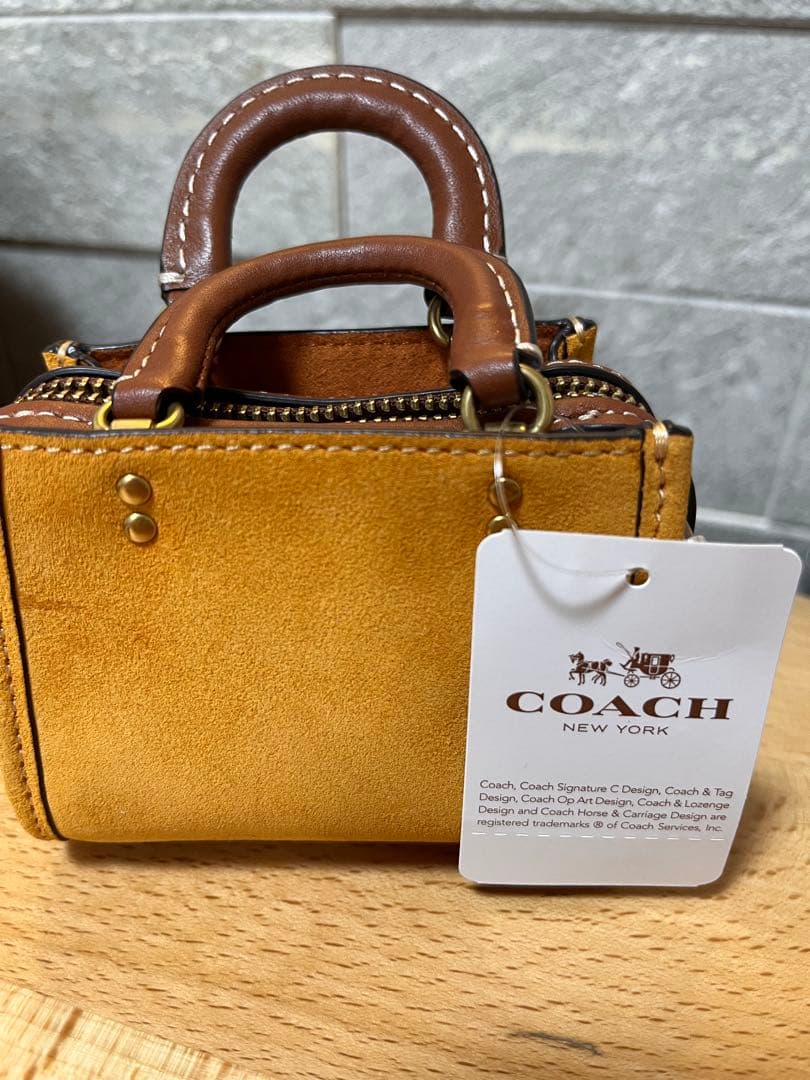 【新品未使用】COACH ローグミニバッグ型キーホルダー イエロー　Rogue