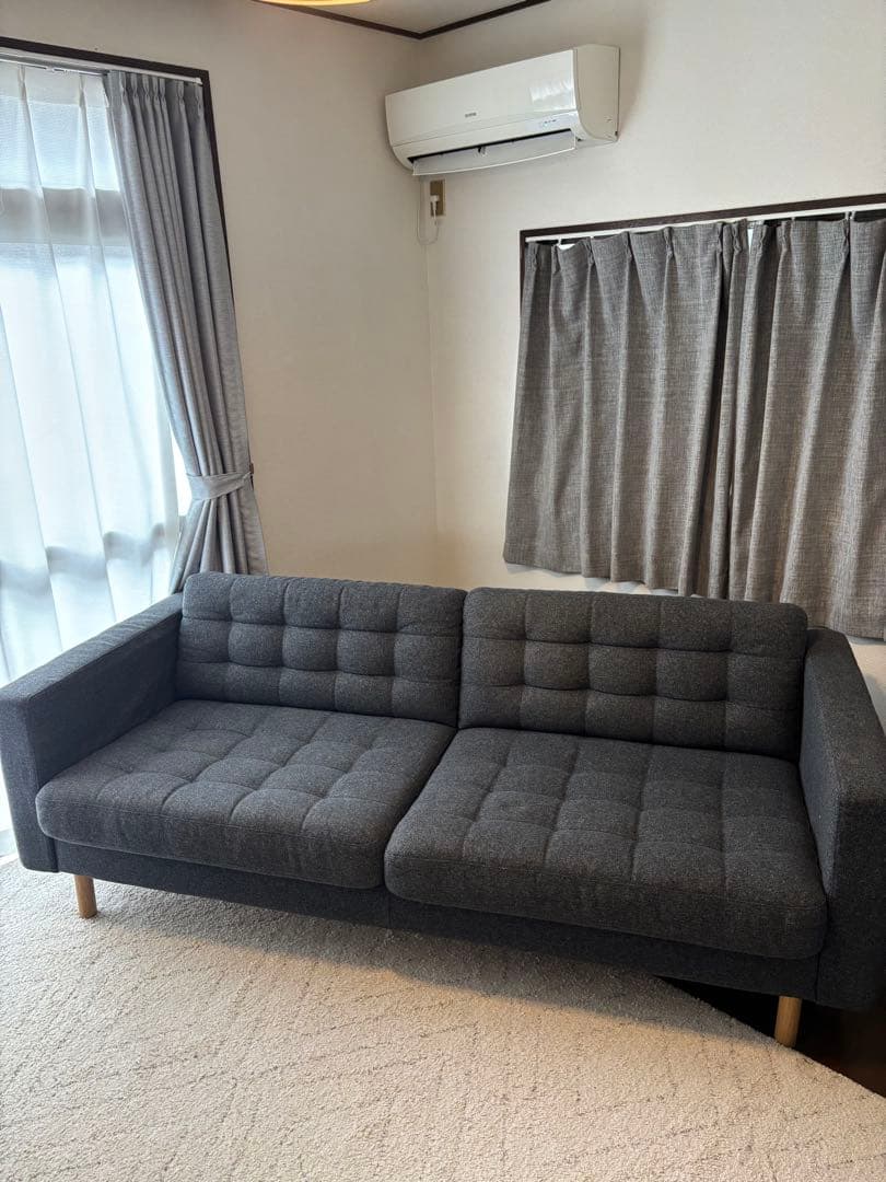 LANDSKRONA ランズクローナ 3人掛けソファ, ダークグレー/ウッド