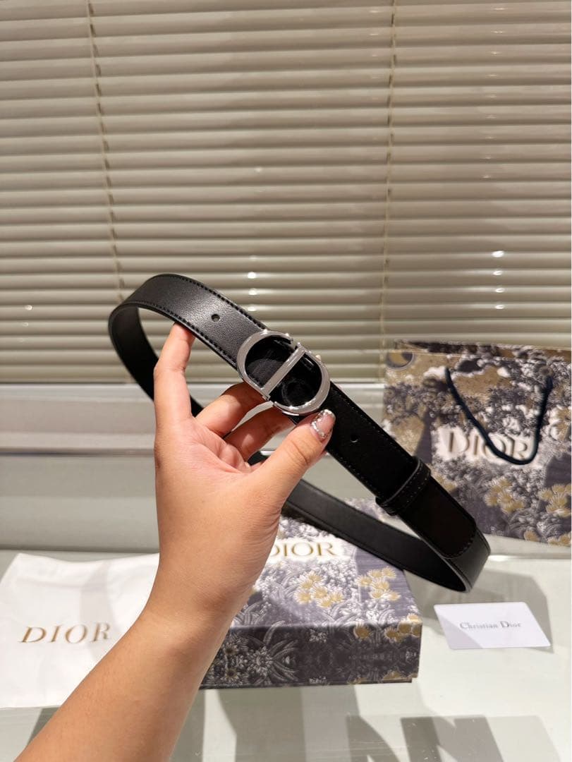 ♡DIOR ロゴバックル ベルト♡