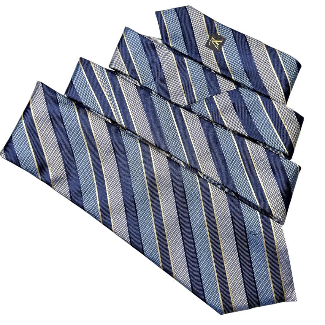 未使用　箱あり　ヴィトン ネクタイ 青　ストライプ 高級　ビジネス プレゼント