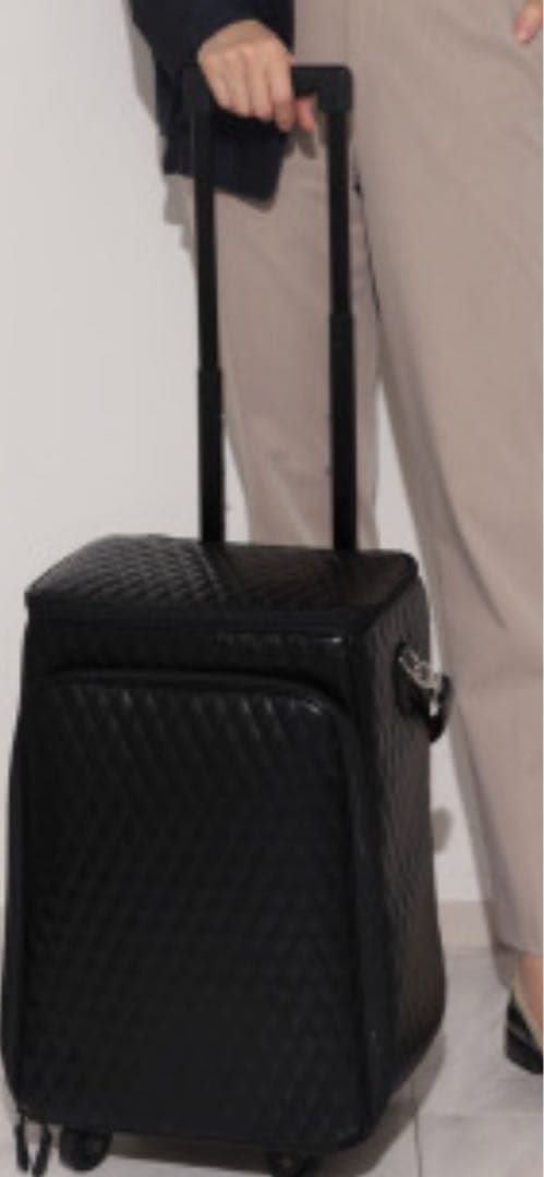 マダムヒロコ　キルティング加工キャリーケース新品未使用