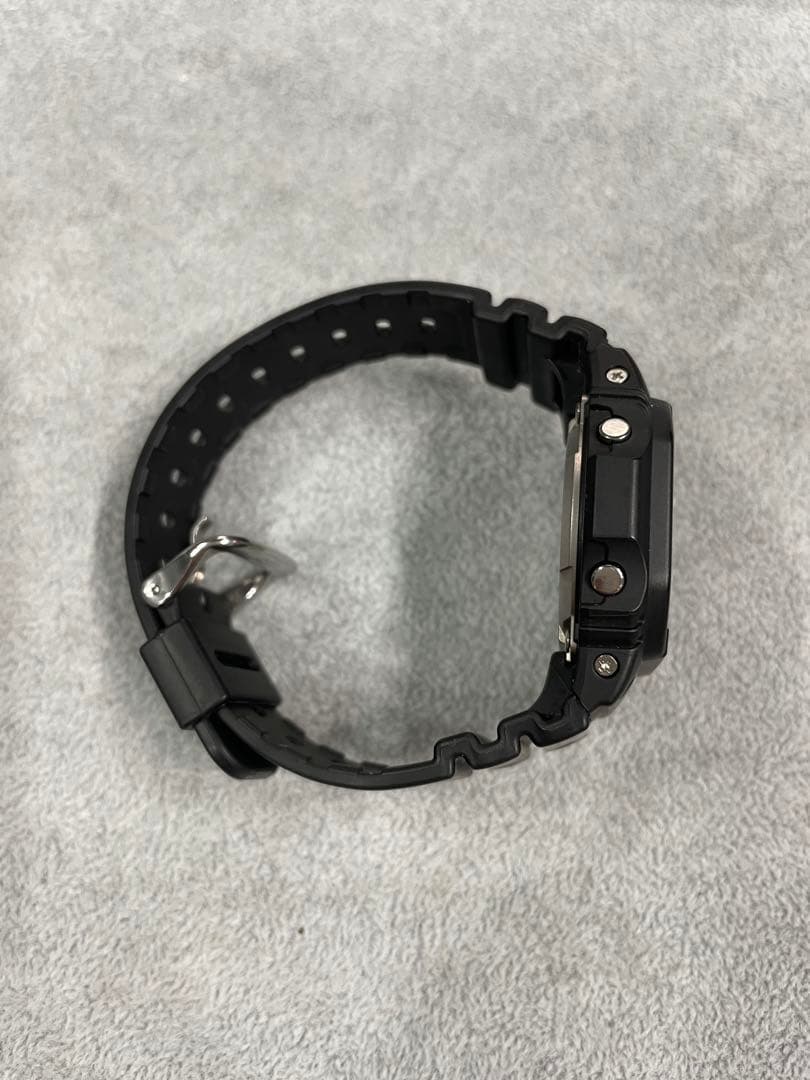 美品 カシオ G-SHOCK GW-M5610U C007118