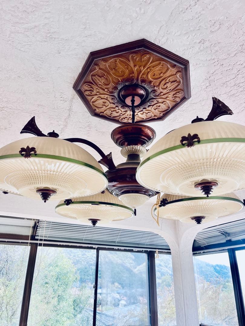 シャンデリア クリーム色 4灯