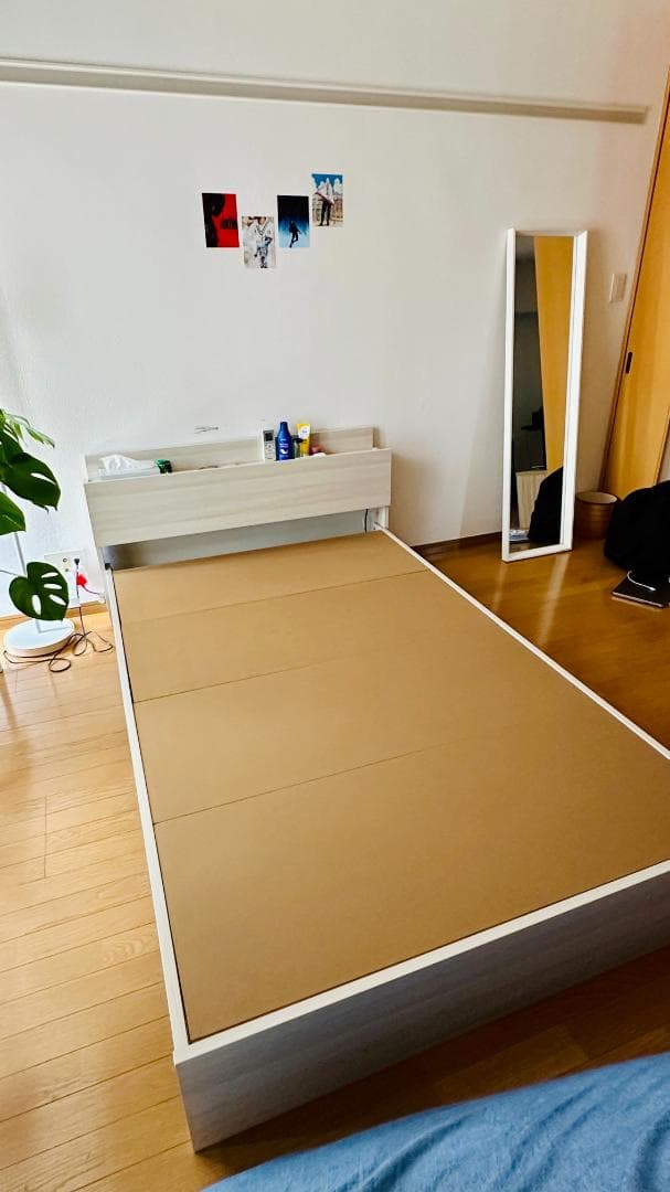 収納棚付き木製セミダブルベッドフレーム