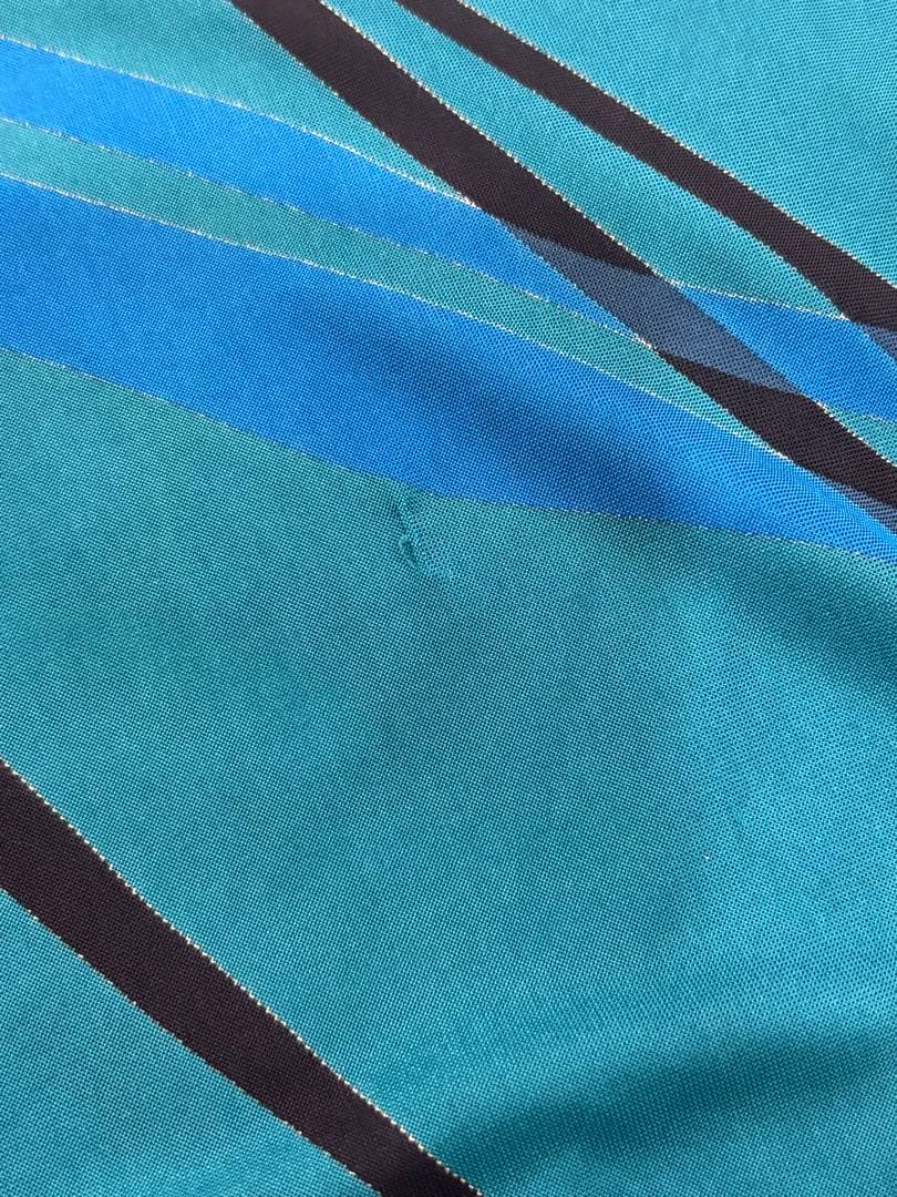 エルメス　スカーフ　トライアングル　三角形