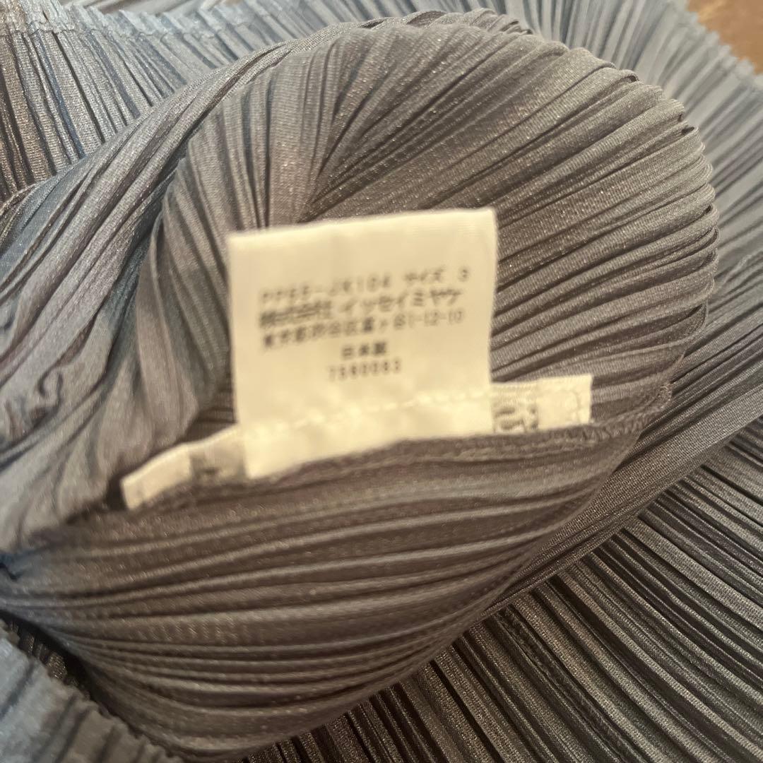 最終　美品　プリーツプリーズ イッセイミヤケ ハイネック 半袖トップス　グレー♡