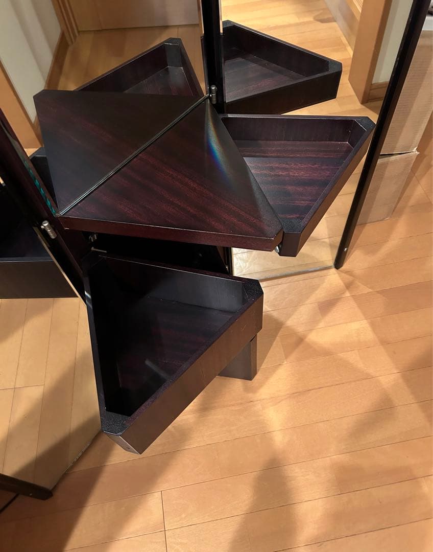 ❶Cassinaイタリア製貴賓ある姿見3面ドレッサー‼️大特価