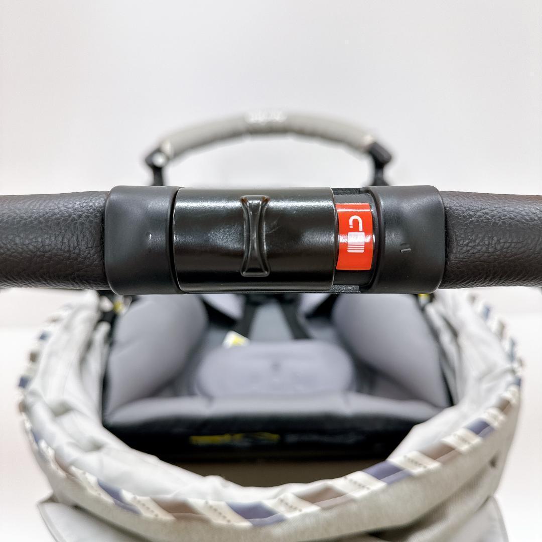 【美品】アップリカ ラクーナエアーコンパクト ベビーカー　グレー