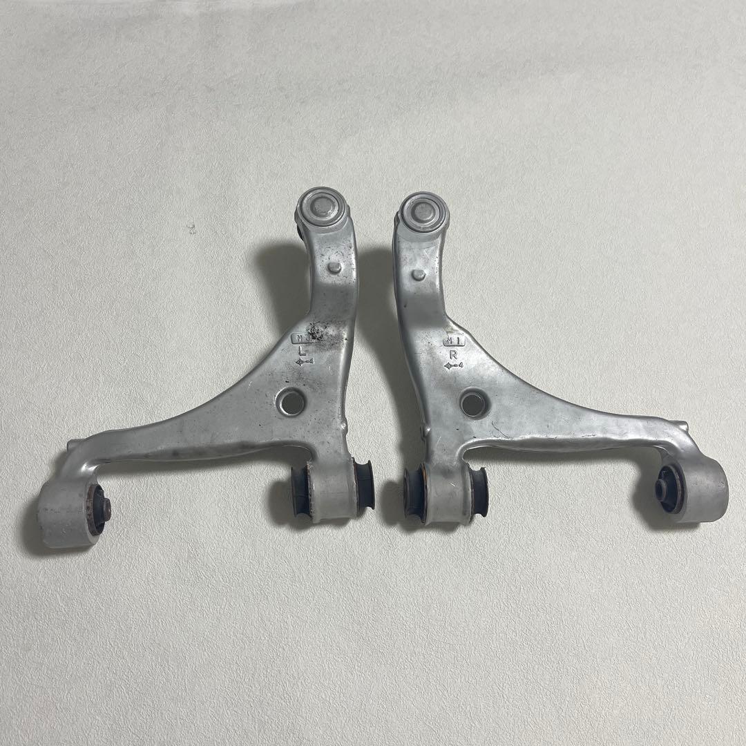 あき　30セルシオ　35mm短縮リアアッパーアーム