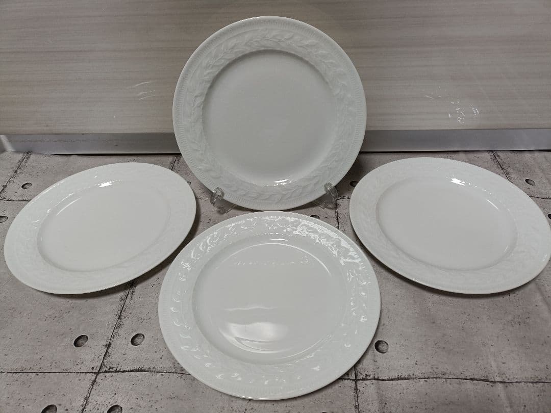 ベルナルド 4枚　Louvre (ルーブル）BERNARDAUD 21cm