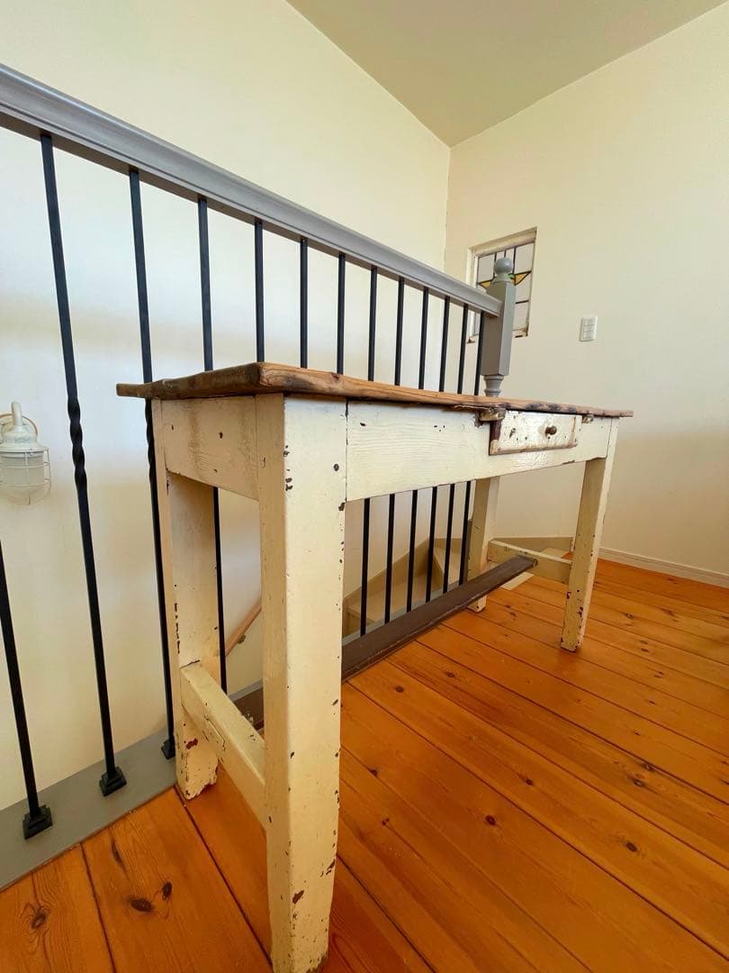 アンティークデスク　アンティークテーブル　店舗什器　シャビーシック