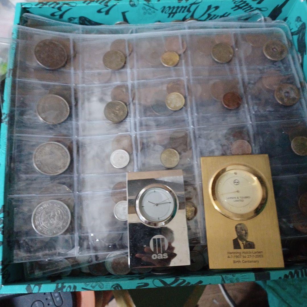 古銭まとめ 約4.5 キロ & 時計 2個 追加写真 あり