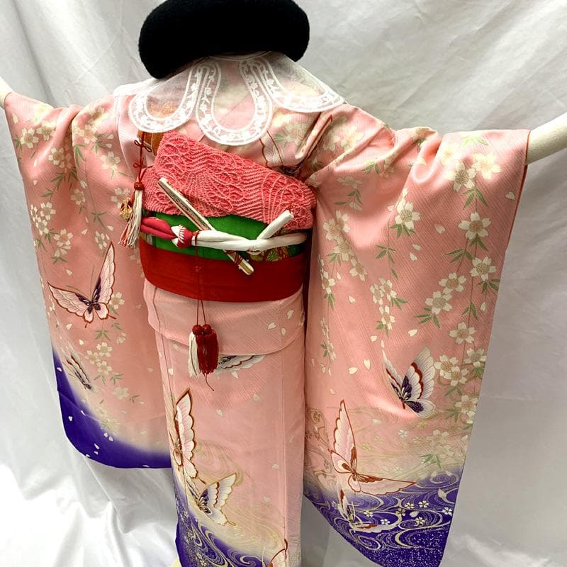 504ag8□七五三 七歳 女児 着物&袋帯&長襦袢 金駒刺繍 蝶□美品