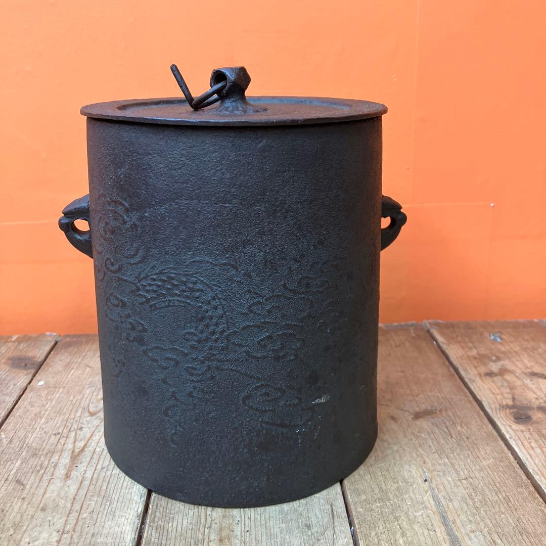 D-5 茶道具 茶道 釜 雲龍釜 釣釜 風炉釜 菊地政光 伝統工芸士 鉄器 鋳物