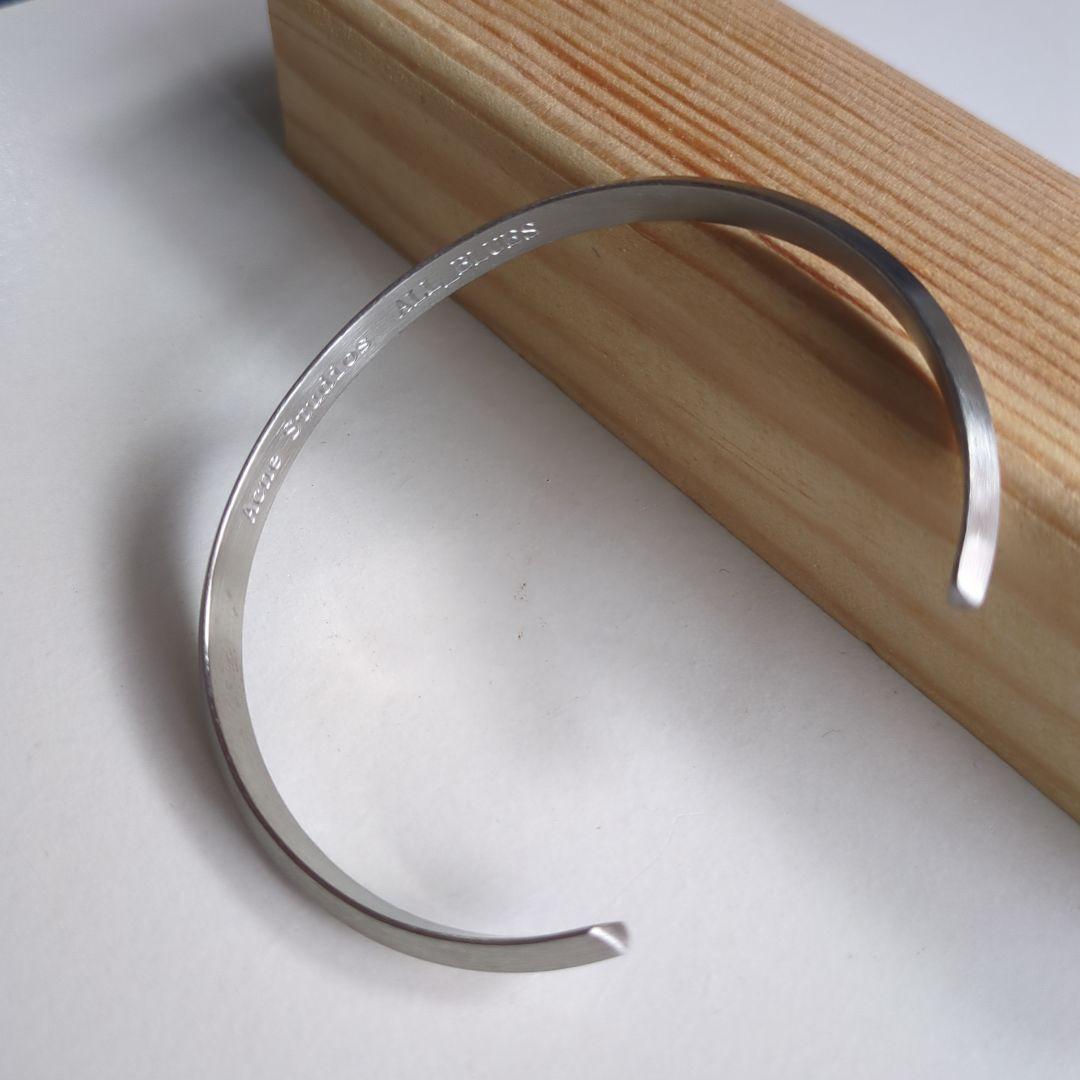 Acne StudiosALL_BLUES のバングル 新品