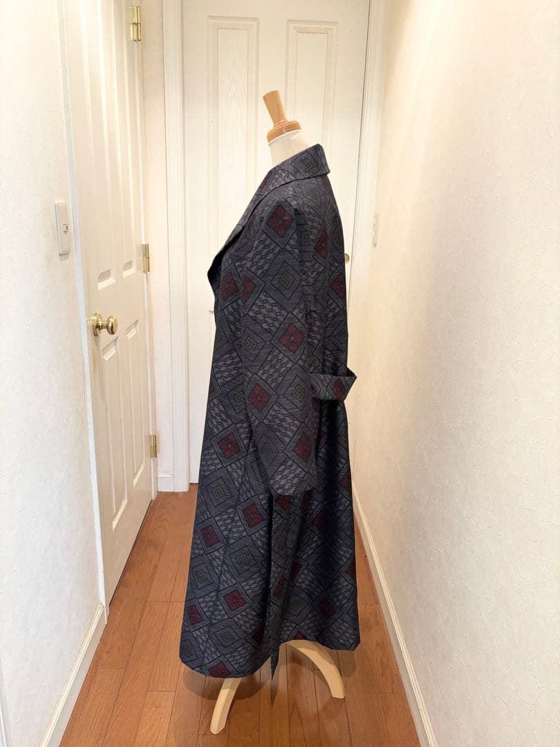 161 着物リメイク 正絹 本場大島紬 花菱文 ロングコート ウエストリボン付