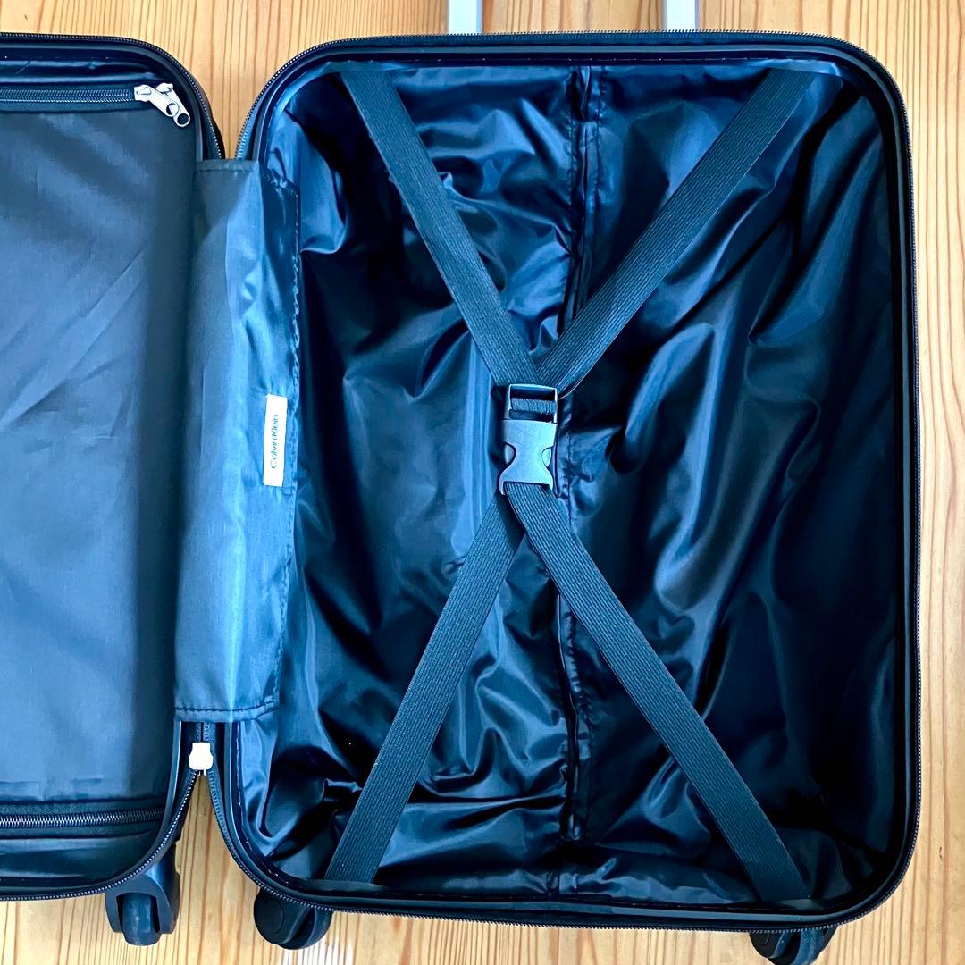 日本未入荷　CK カルバンクライン ブラック ハードキャリーケース　スーツケース