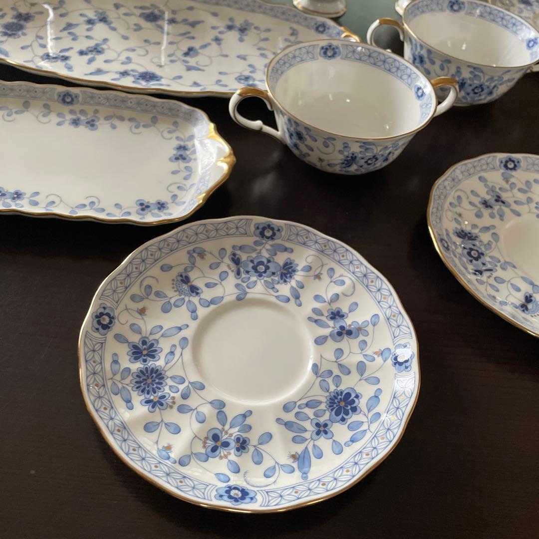 ナルミ 食器セット20点 ★ NARUMI BONE CHINA ★ 日本製