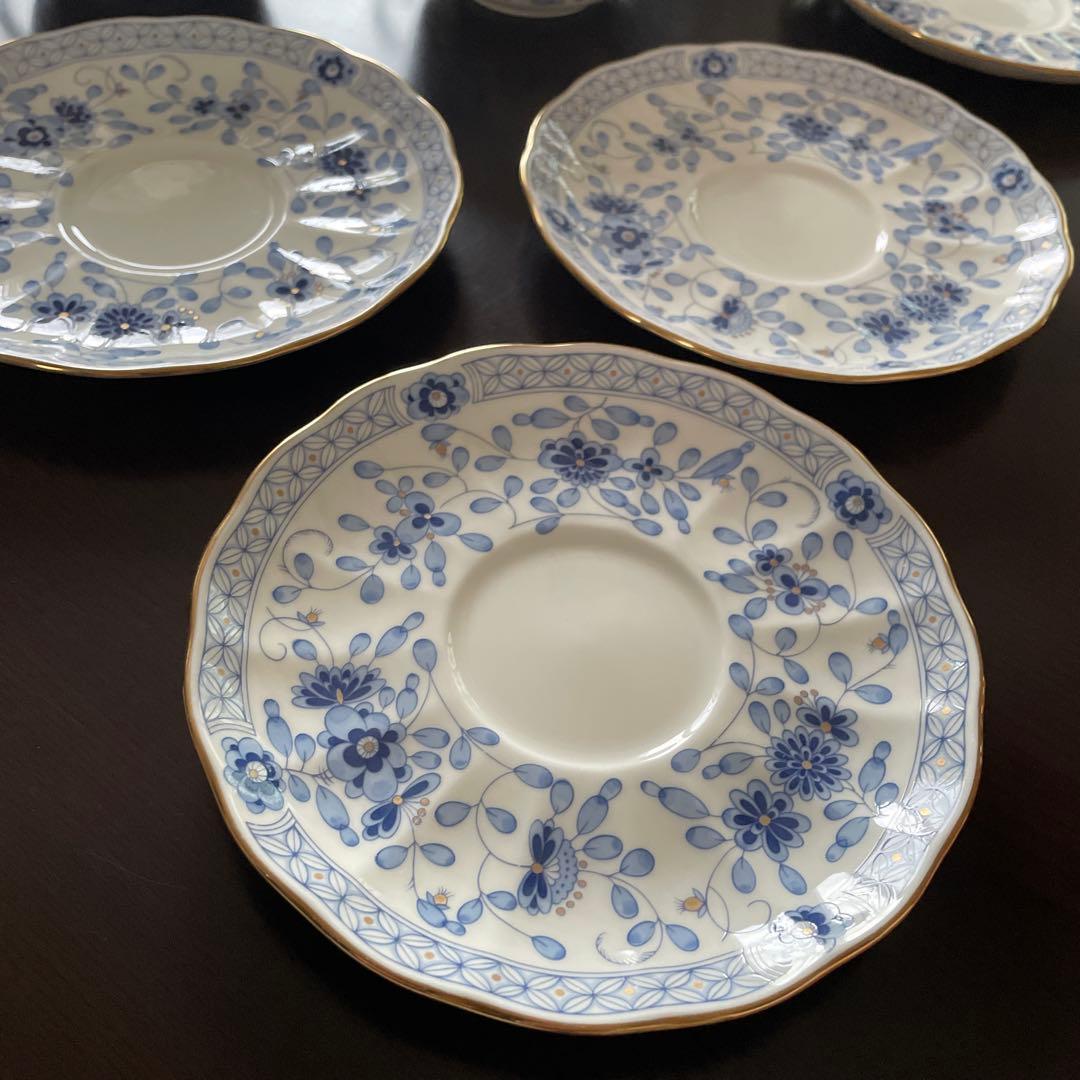 ナルミ 食器セット20点 ★ NARUMI BONE CHINA ★ 日本製