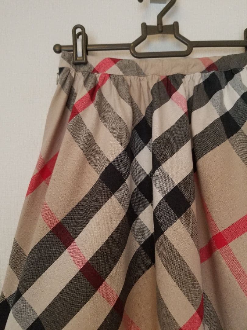 バーバリーロンドンキッズスカート ベージュ メガチェック フレア美品
