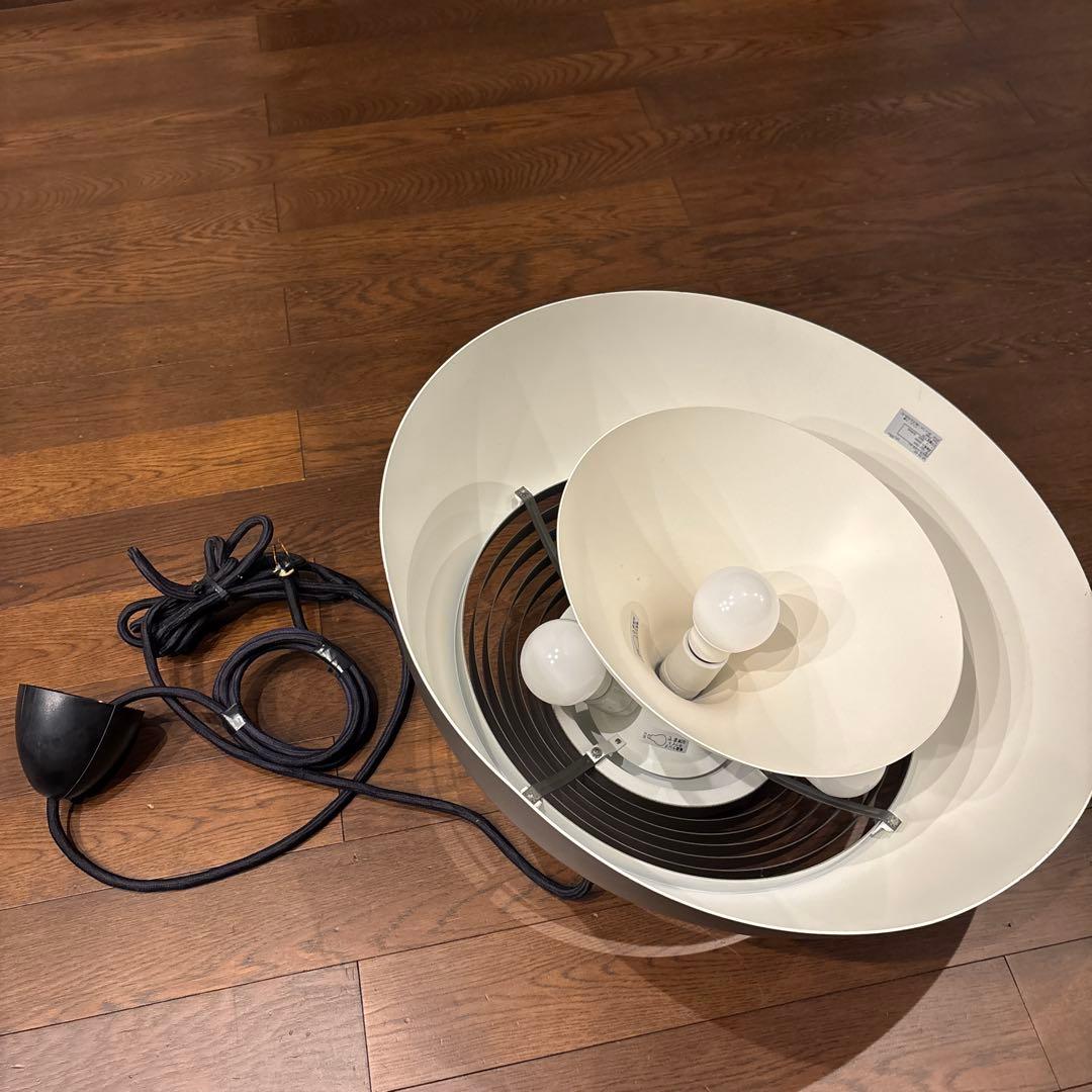 点灯確認済 ルイスポールセン AJロイヤル 500 ブラック ライト 照明 4灯