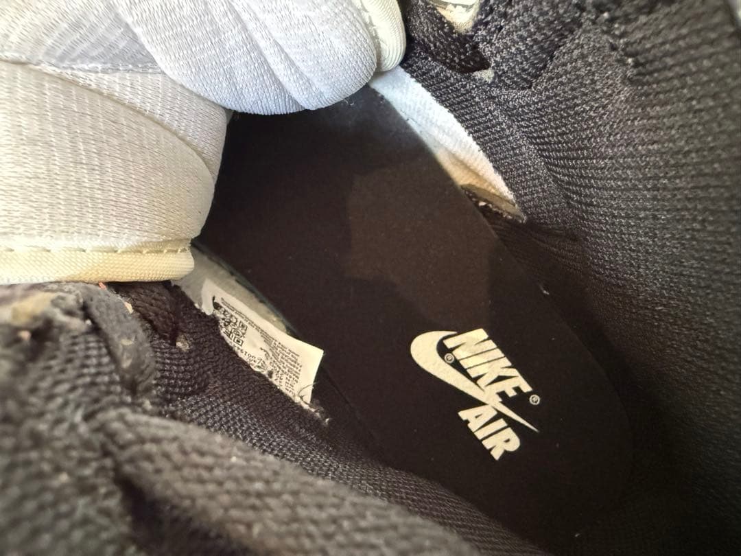 Nike Air Jordan 1 ハイカット スニーカー ダークモカ