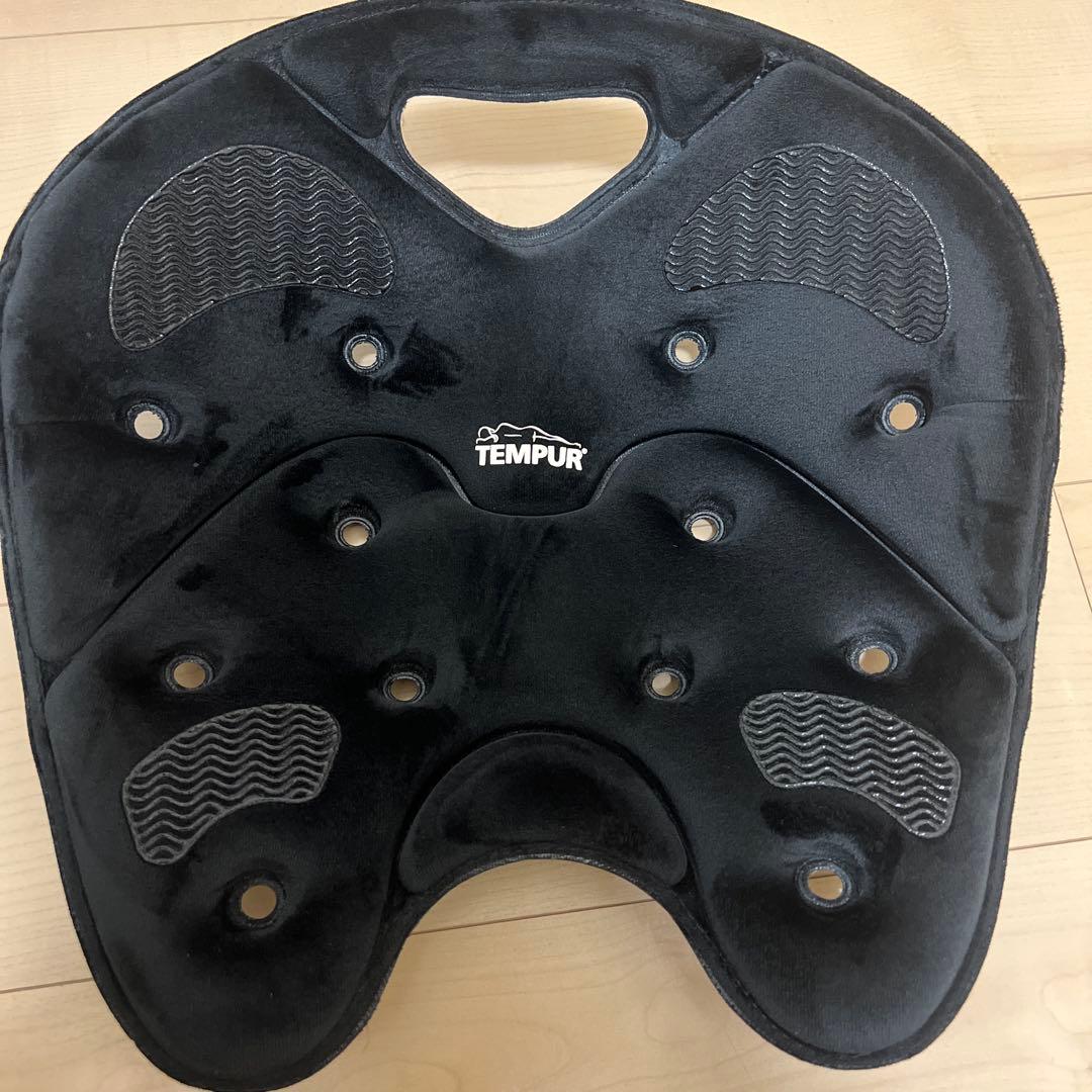 TEMPUR バックジョイ　骨盤サポート黒