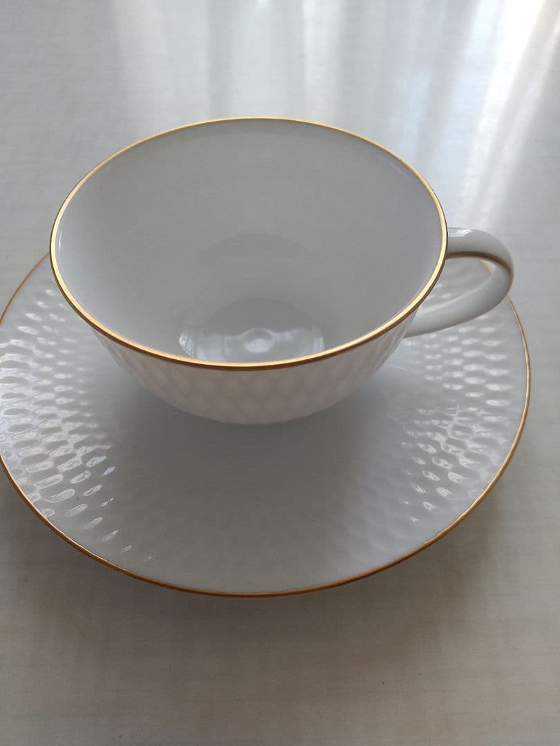【新品・未使用】ノリタケ ダイヤモンドコレクション カップ&ソーサー