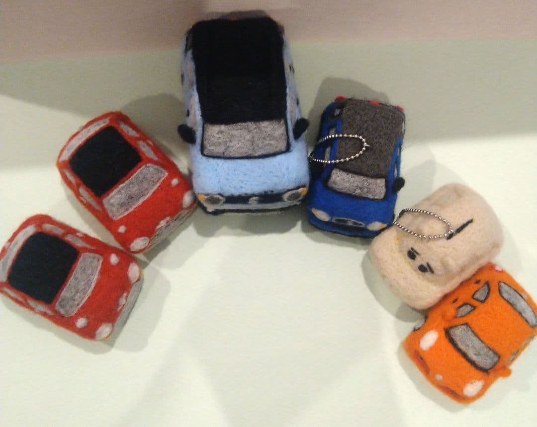 ※ぽんすけページ※羊毛フェルトで作る車※