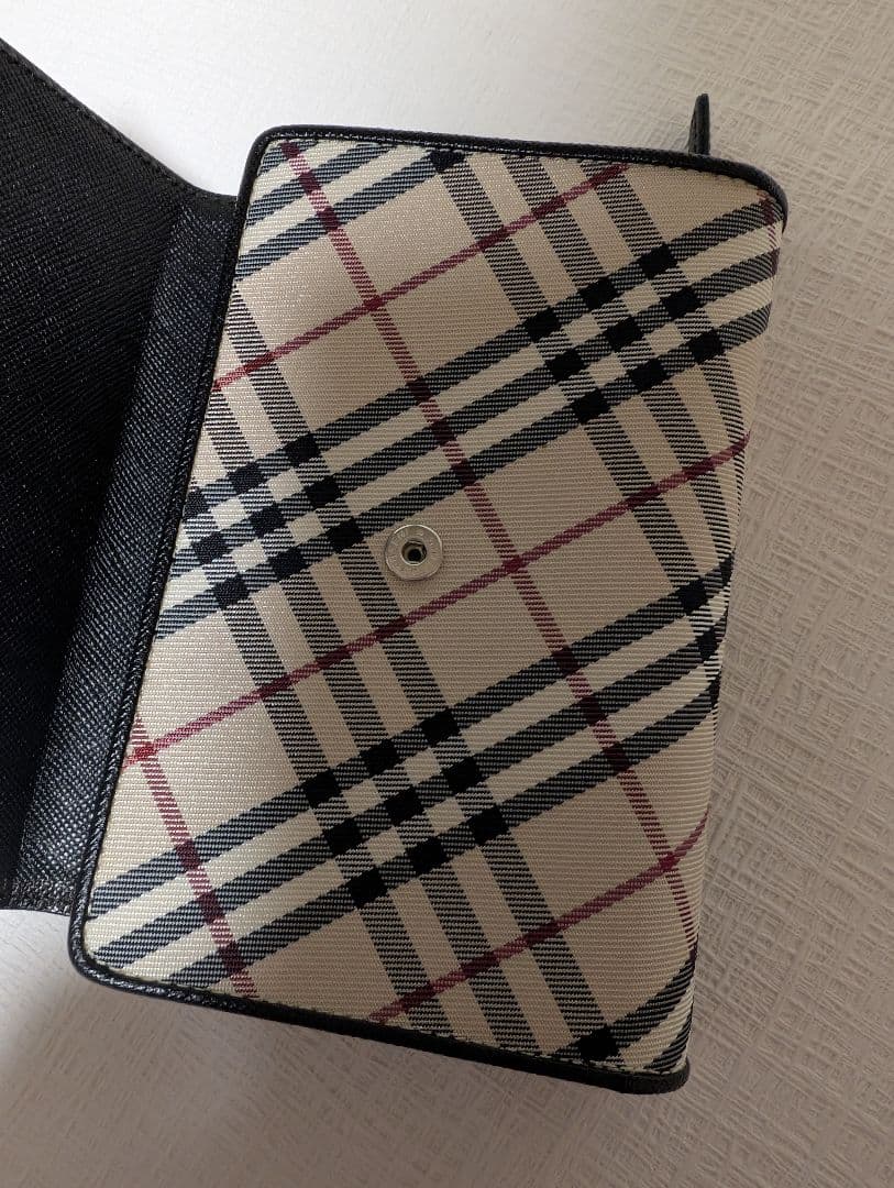 Burberry チェック柄 二つ折り財布
