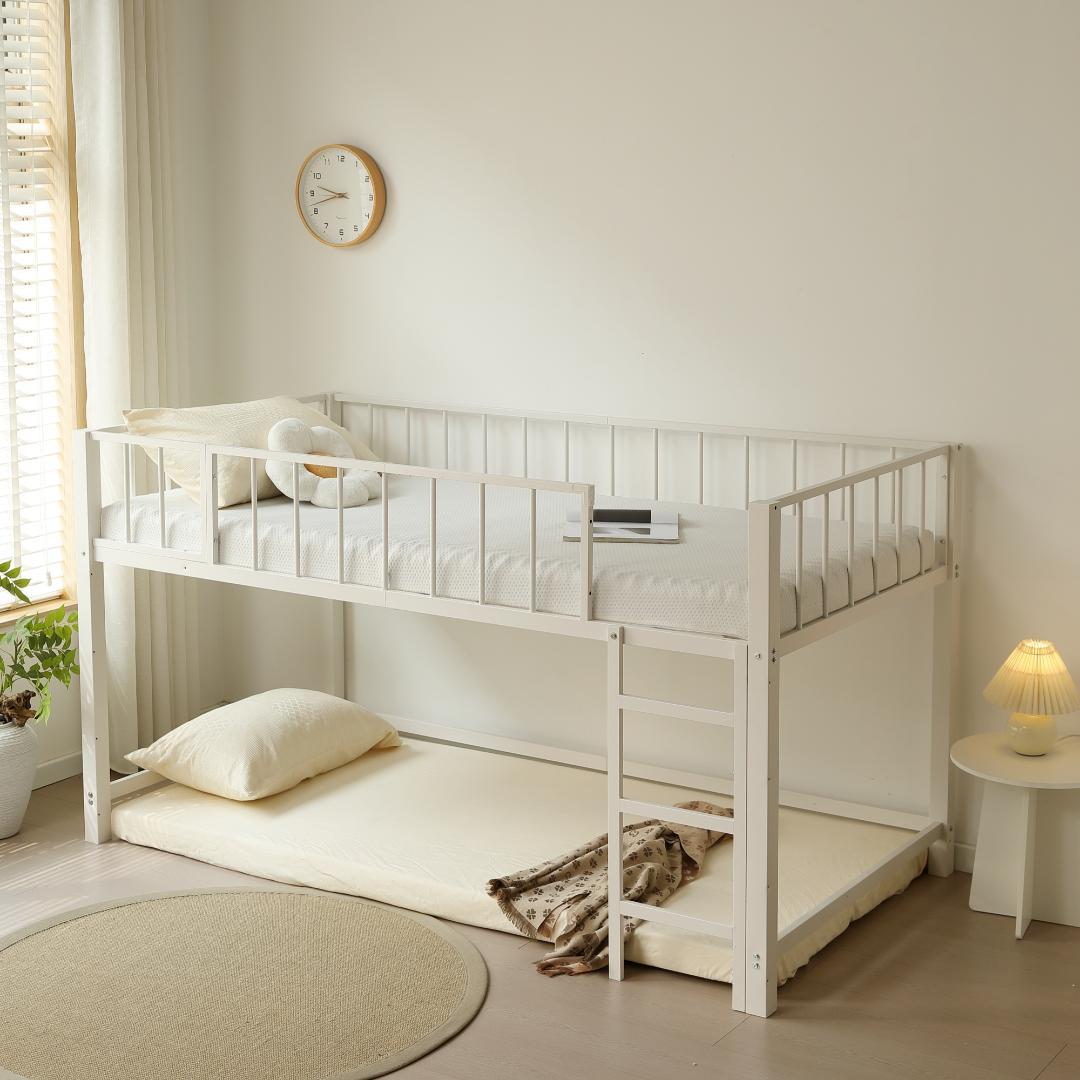 限定価格！シングル・ロフトベッド　高さ110cm　子供部屋に最適　WHITE