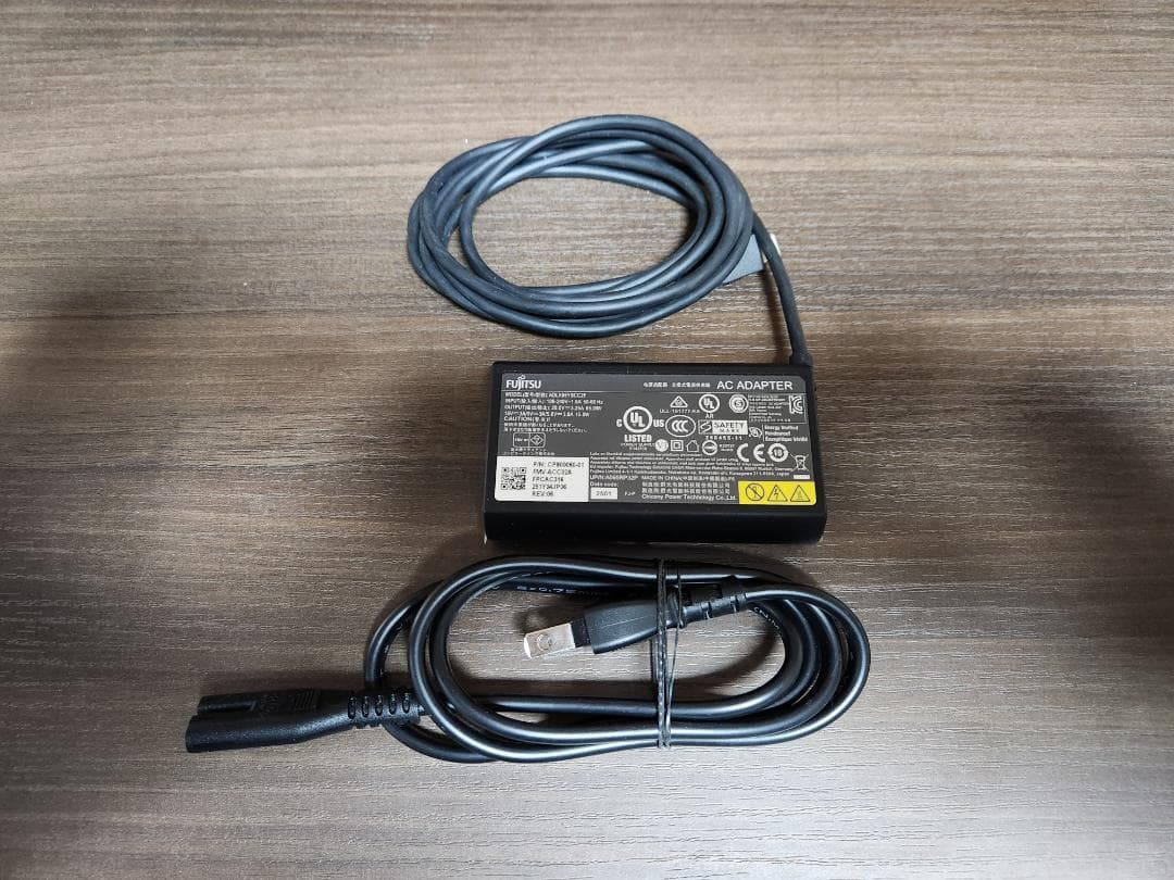 専用使用少美品 LIFEBOOK UH90/J3 7-155H 16GB