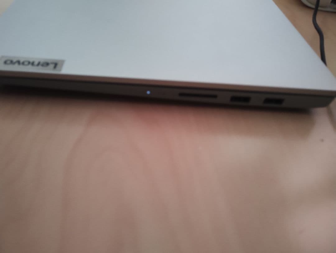 Lenovo IdeaPad5 15ALC05　AMD Ryzen 7ノートPC