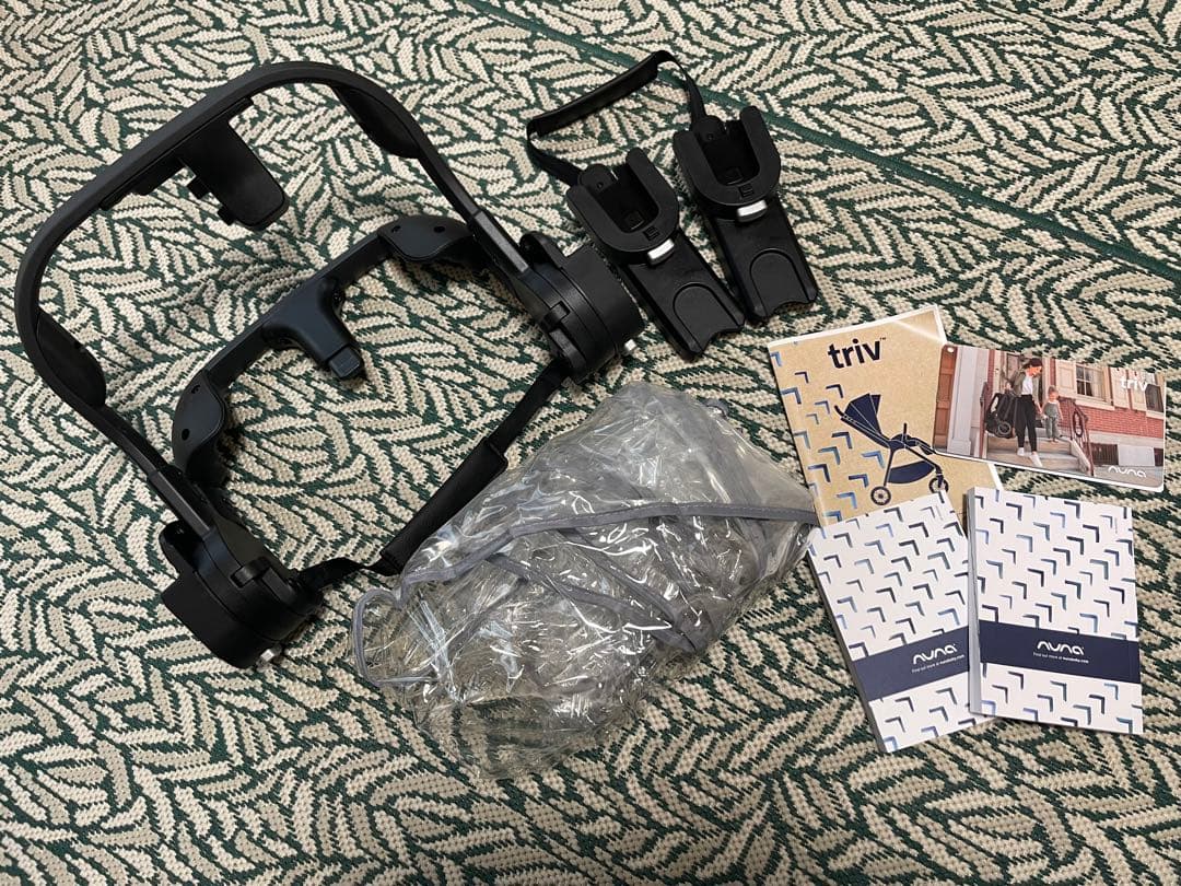 【お値下げ！】nuna triv ブラックフレーム　レモン