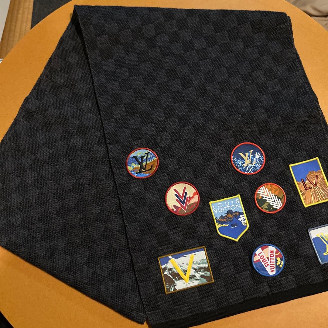 Louis Vuitton パッチ付きマフラー