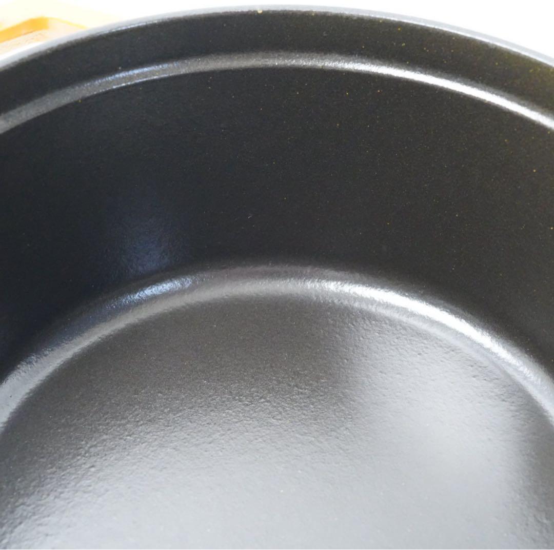 【美品】ストウブ staub ピコココット ラウンド 18cm マスタード